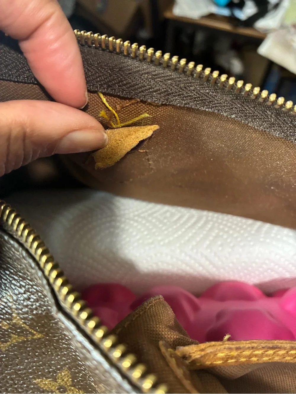 Louis Vuitton speedy 40 Brown/Gold Monogram Travel Duffel